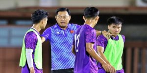 HLV U19 Việt Nam chỉ trích trọng tài trong trận gặp Myanmar 10 HLV U19 Việt Nam chỉ trích trọng tài trong trận gặp Myanmar