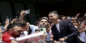 Ronaldo: Kiếm Tiền Đỉnh Nhất EURO, Giữ Tài Sản Khổng Lồ 1 Ronaldo: Kiếm Tiền Đỉnh Nhất EURO, Giữ Tài Sản Khổng Lồ