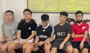 Tin nóng vụ 5 cầu thủ và cô gái sử dụng ma túy trong khách sạn 1 5 cầu thủ sửng dụng ma túy